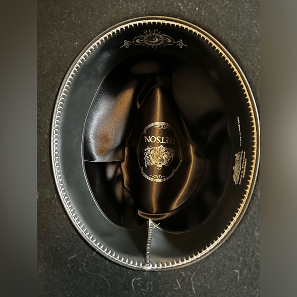 Stetson Black Cowboy Hat with Turquoise/Black Beaded Horse Hair Strap - Picture 8 of 15